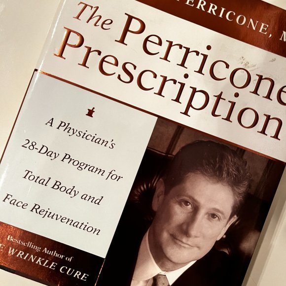 The Perricone Prescription by Nicholas Perricone‎ (hardcover) (like new) - Picture 2 of 8
